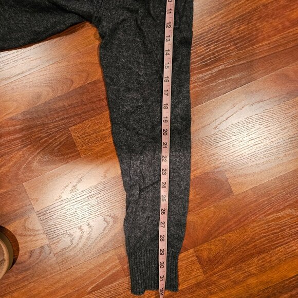 J.Crew Crewneck Sweater – Charcoal Gray | Classic Cotton Essential - Picture 5 of 8